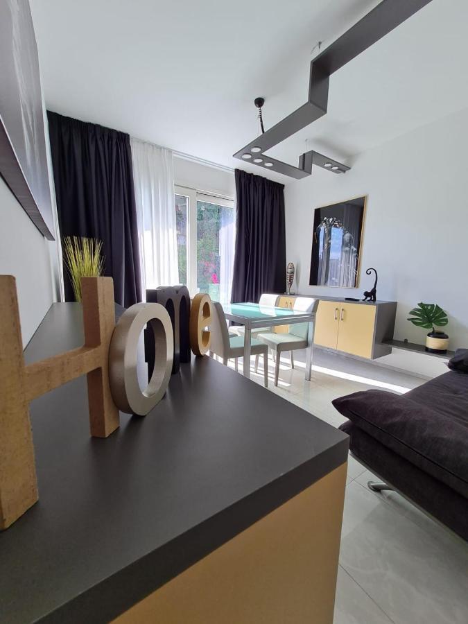 Minerva Luxury Town Center , Pool And Parking Apartment Таормина Екстериор снимка