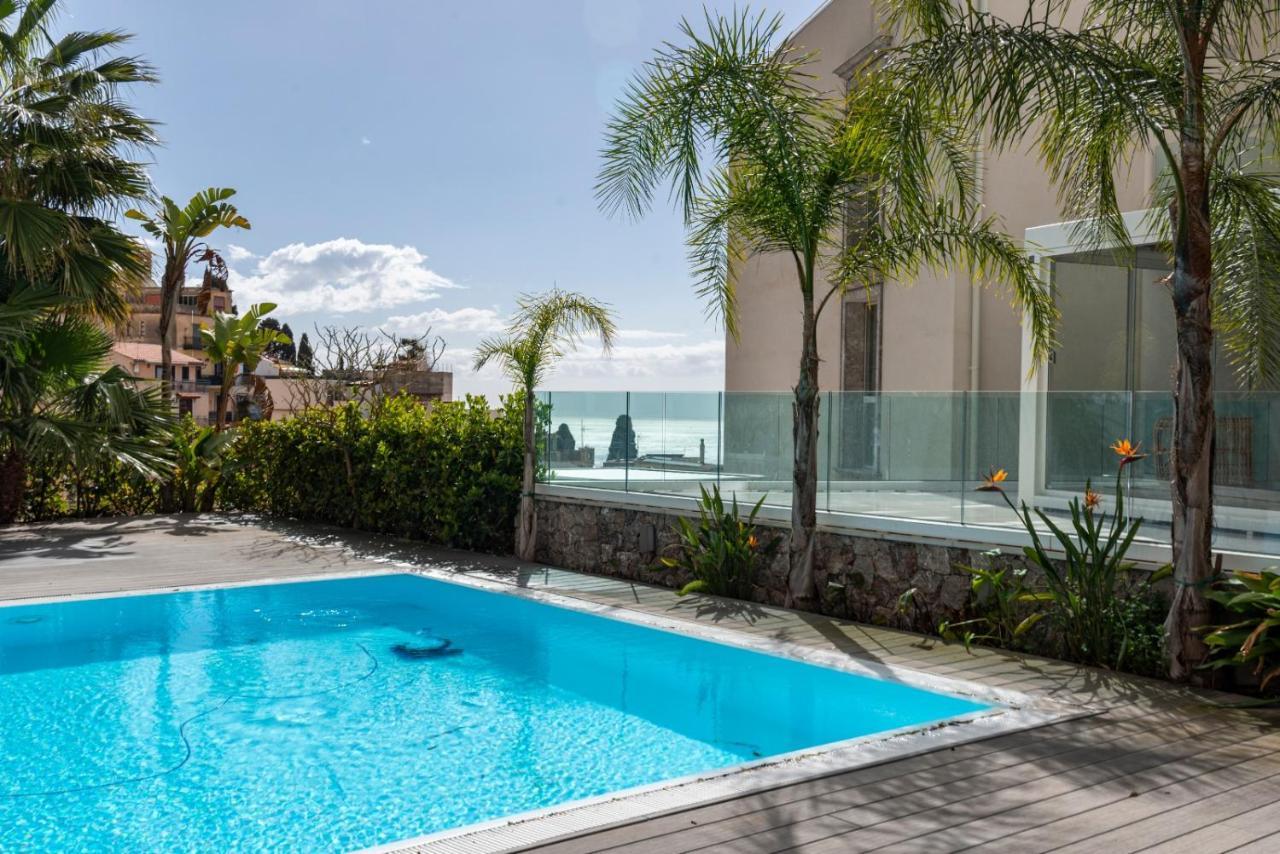 Minerva Luxury Town Center , Pool And Parking Apartment Таормина Екстериор снимка