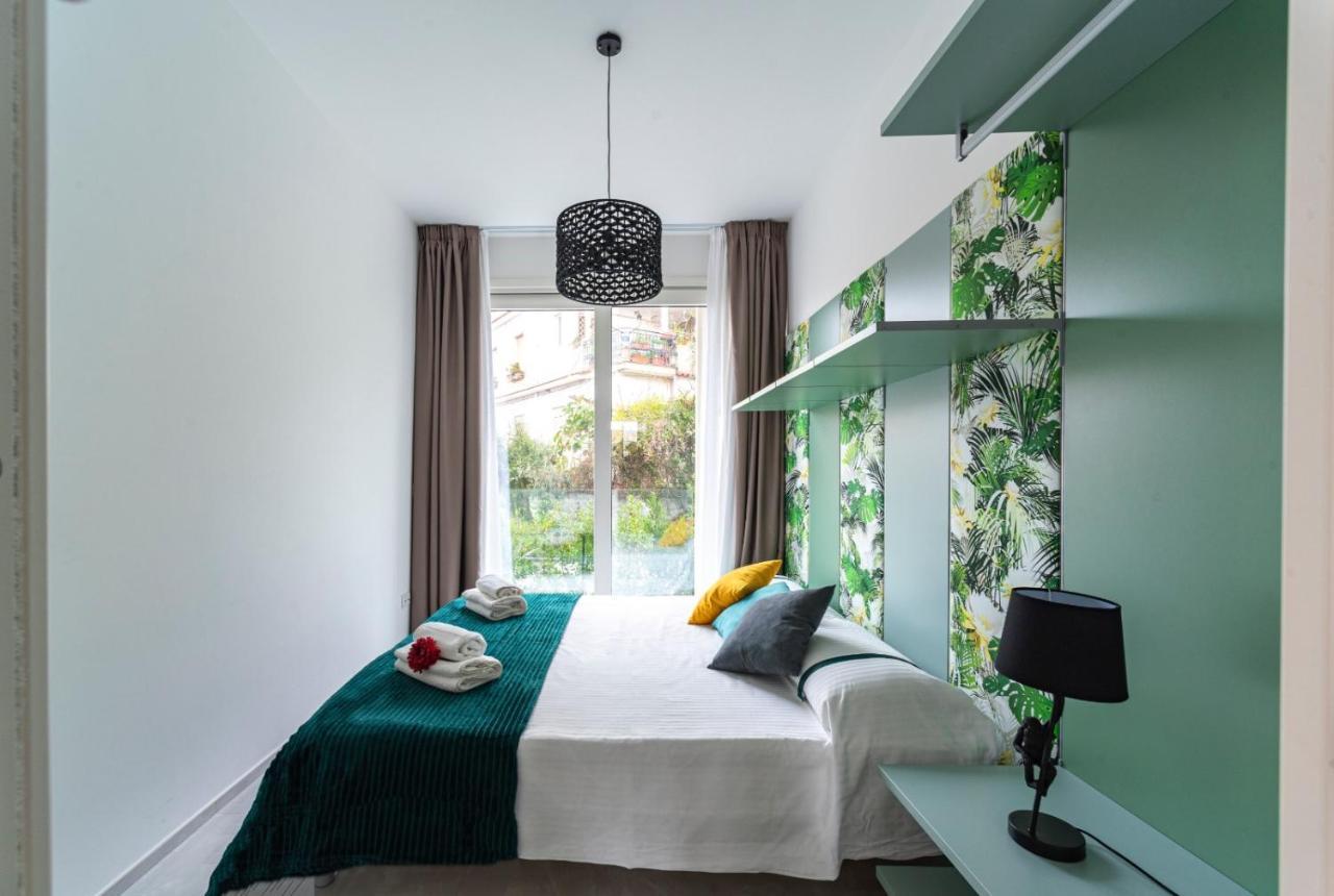 Minerva Luxury Town Center , Pool And Parking Apartment Таормина Екстериор снимка